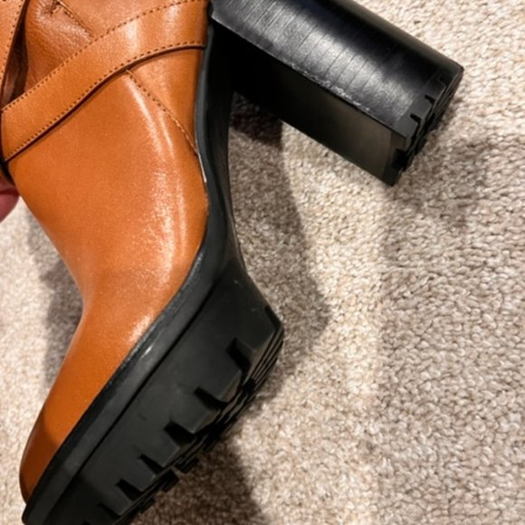 Vince Camuto Boot - Picture 6 of 6